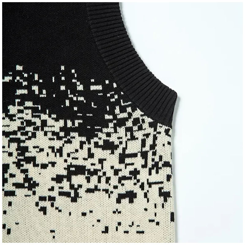 430(フォーサーティー)/ GRADE KNIT VEST -BLACK/BEIGE-