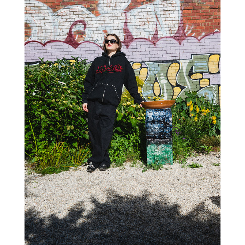 Hoddle Skateboards（ホドル）/ STUDDED INTARSIA SCRIPT ZIP UP HOODIE -2.COLOR-