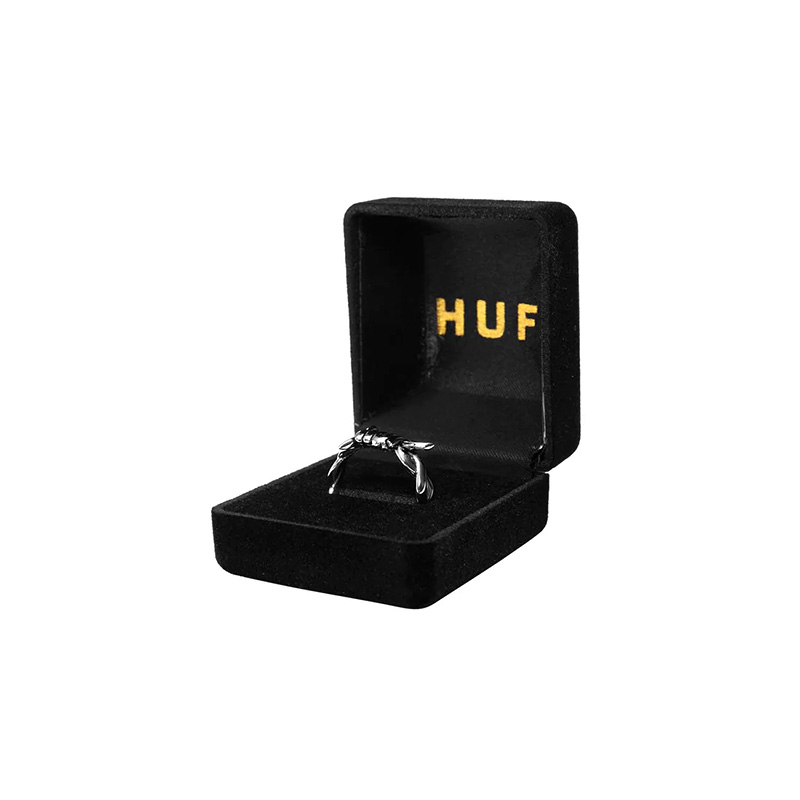 HUF(ハフ)/ BARBED WIRE RING -2.COLOR-