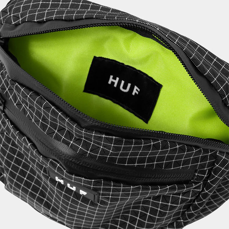 HUF(ハフ)/ GRID BUNKER SHOULDER BAG -BLACK-