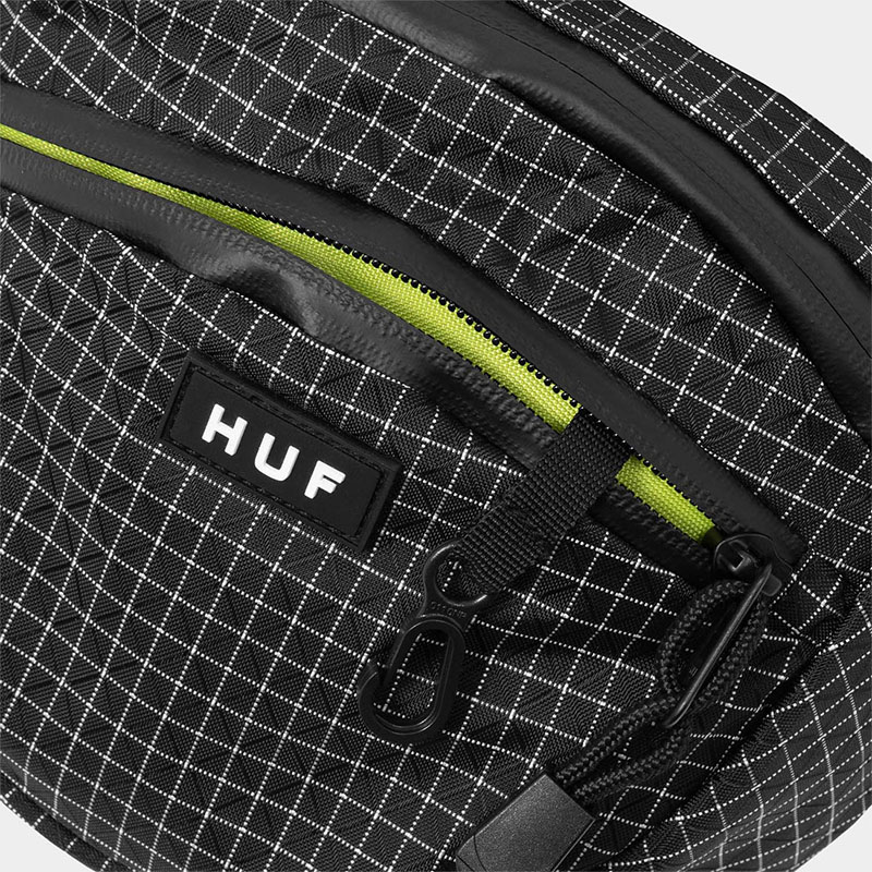 HUF(ハフ)/ GRID BUNKER SHOULDER BAG -BLACK-