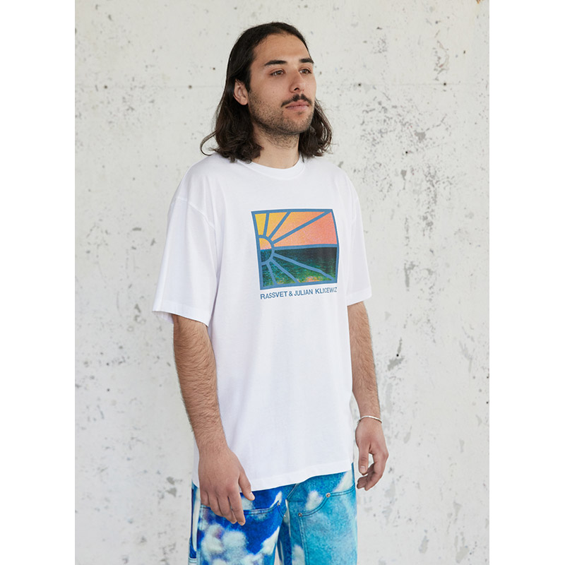 RASSVET(ラスベート)/ SUNSET LOGO TEE SHIRT -WHITE-