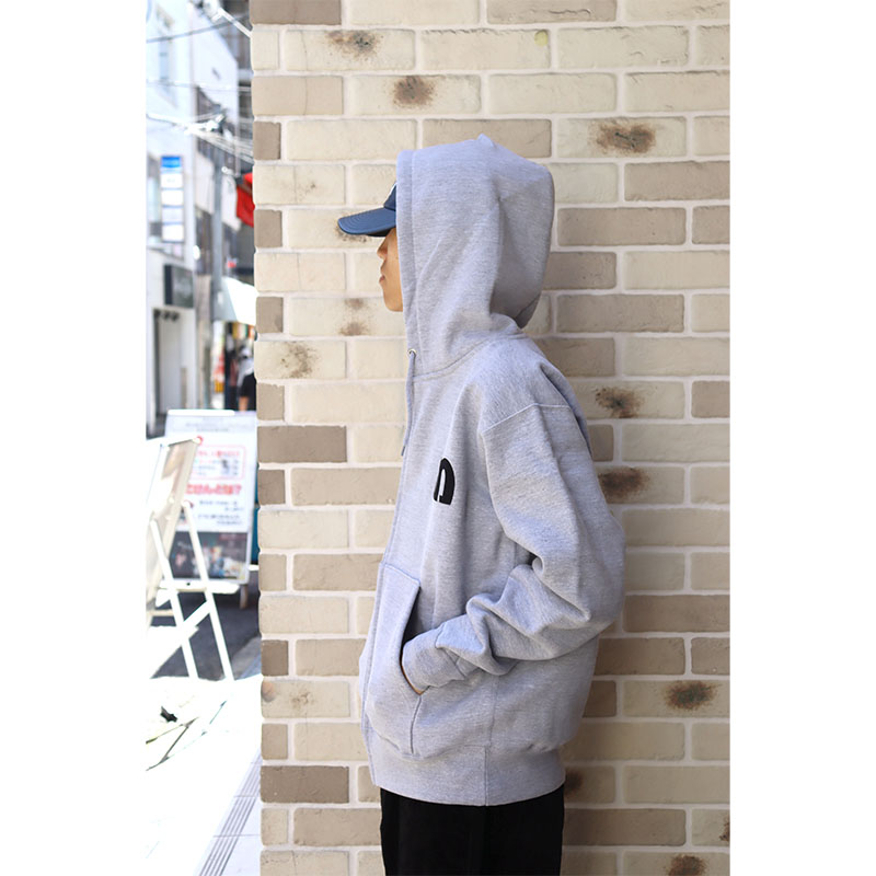 MONTLEY(モーレー)/ LOGO HEAVY ZIP HOOD -3.COLOR-
