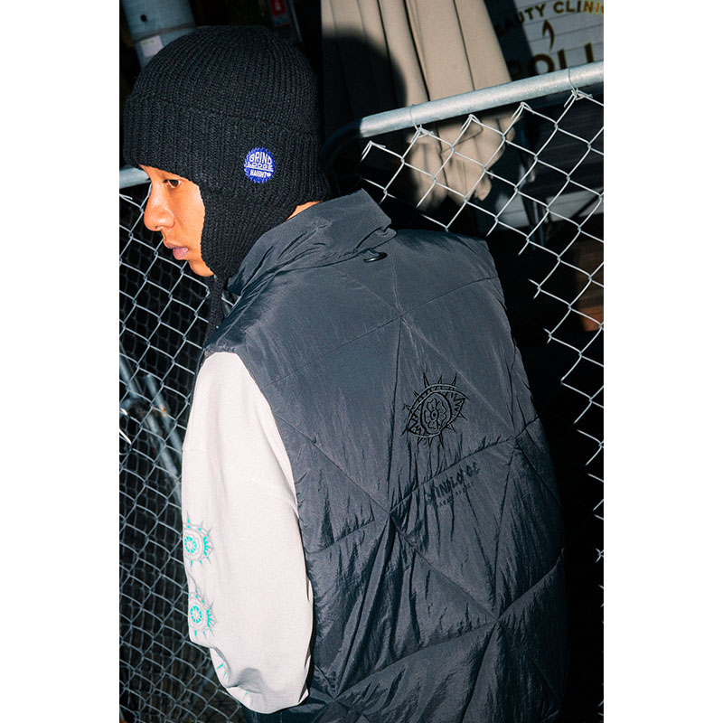 HAIGHT(ヘイト)/ DOG EAR KNIT CAP ft. GRINDLODGE -BLACK-