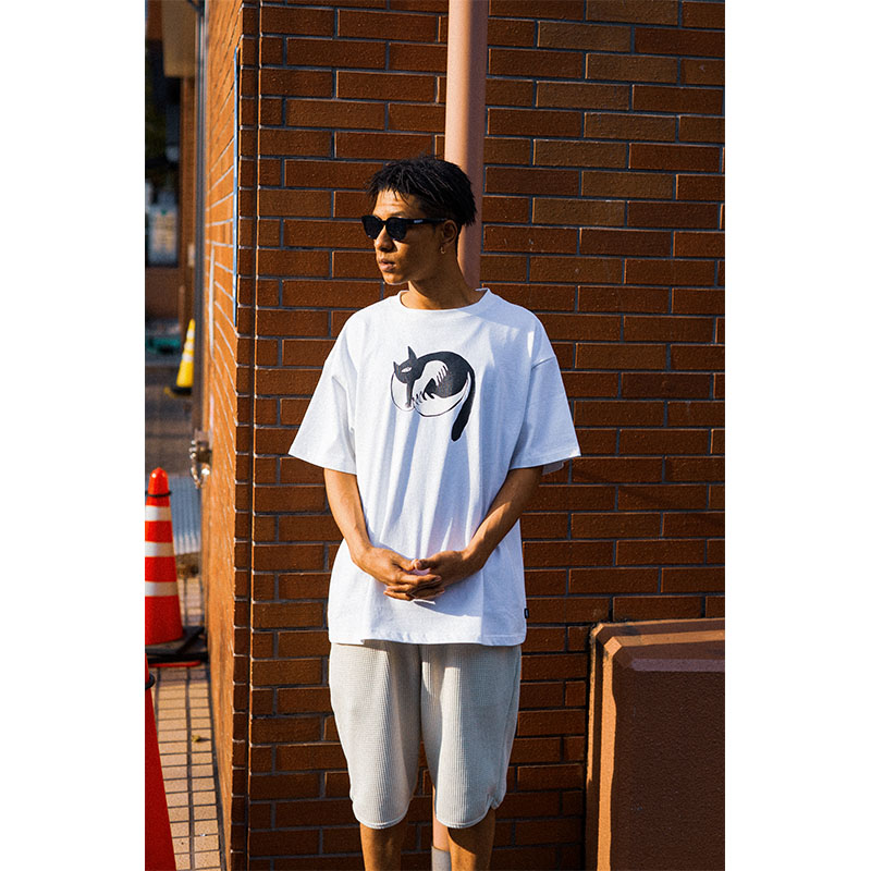 HAIGHT(ヘイト)/ "K-BOMB"KB CATS TEE-2COLOR-