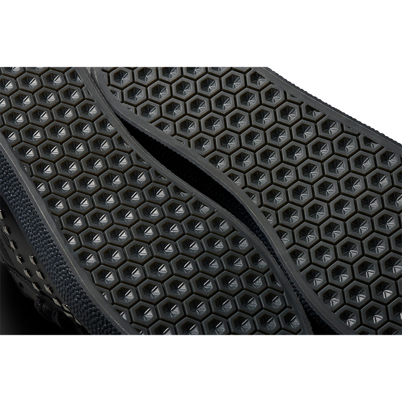 ADIDAS SKATEBOARDING(アディダススケートボーディング)/DIME GAZELLE ADV -BLACK-