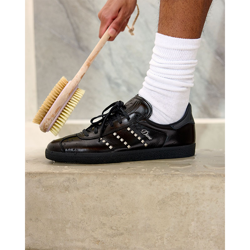 ADIDAS SKATEBOARDING(アディダススケートボーディング)/DIME GAZELLE ADV -BLACK-