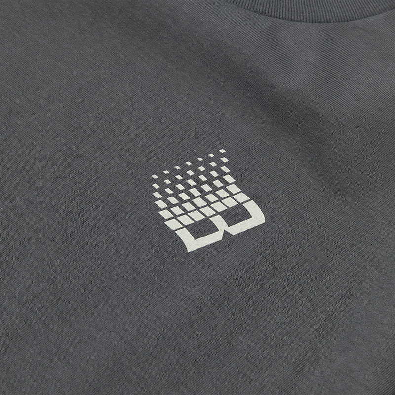 BRONZE 56K(ブロンズ)/ LOGO RUST TEE -BLACK-