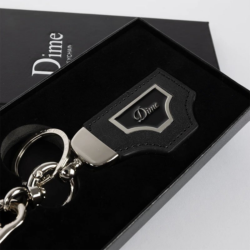 Dime MTL(ダイム)/ CURSIVE LEATHER KEYCHAIN -BLACK-