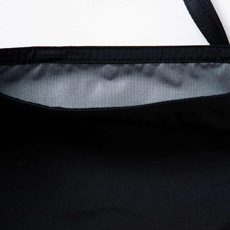 430(フォーサーティー)/ LYR ROLL SHOULDER BAG -BLACK-