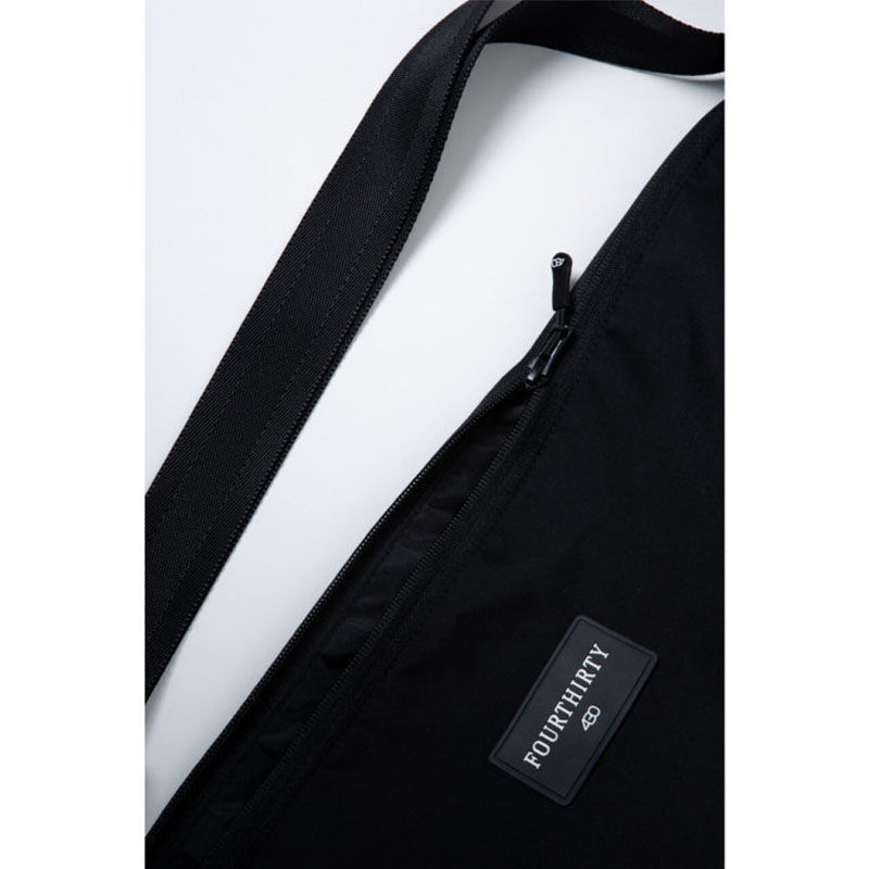 430(フォーサーティー)/ LYR BIG BOAT SHOULDER BAG -BLACK-