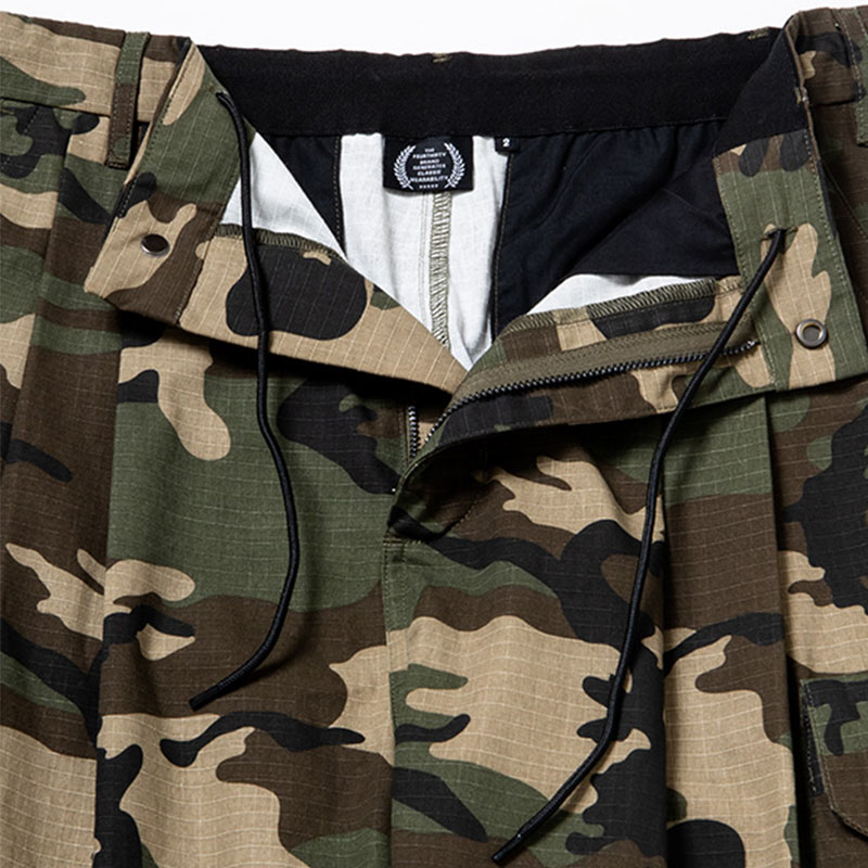 430(フォーサーティー)/ ESLOT CAMO CARGO SHORTS -2.COLOR-