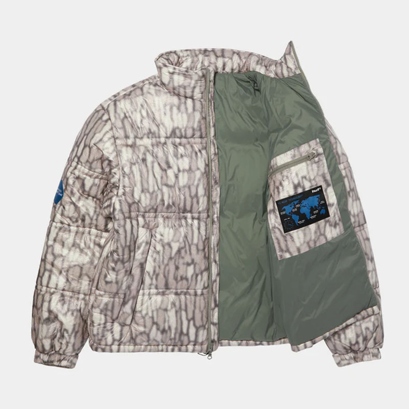 HUF(ハフ)/ 89 WARPED CAMO TYVEK PUFFER -MUTED CAMO-