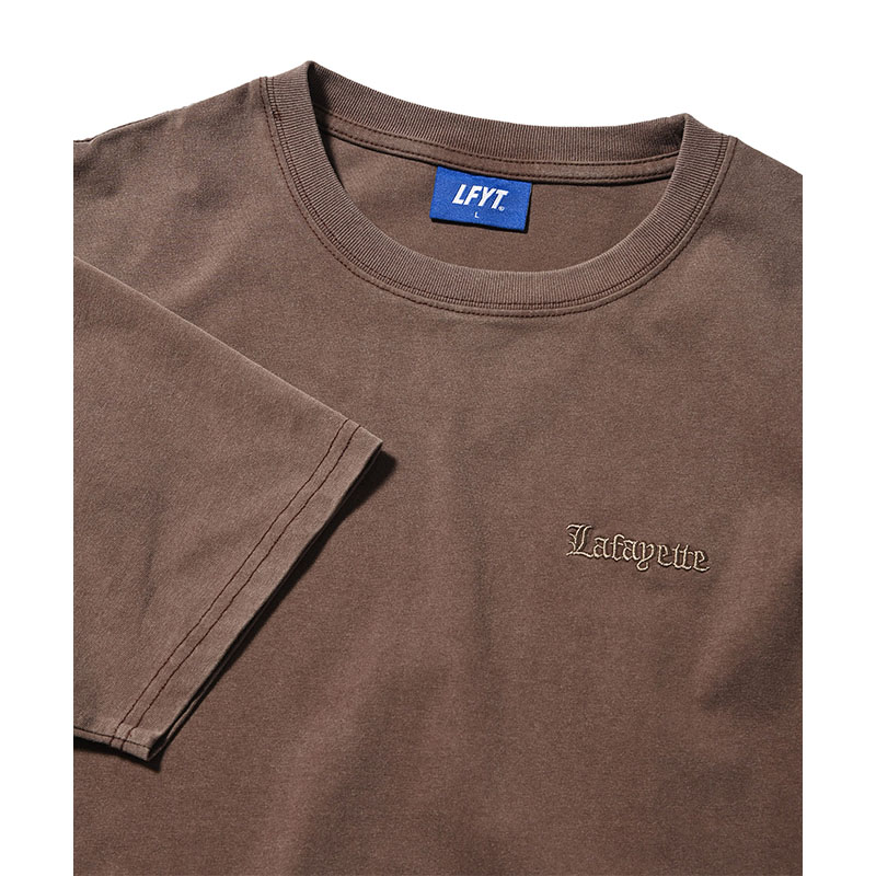 LFYT(エルエフワイティー)/ OLD ENGLISH LOGO PIGMENT DYED TEE -4.COLOR-