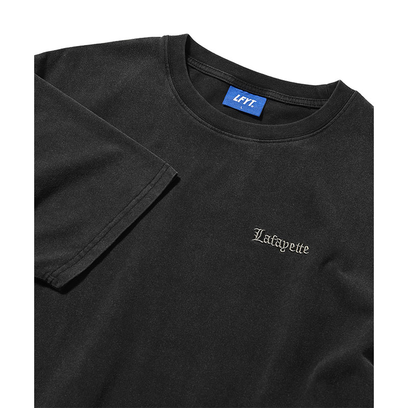 LFYT(エルエフワイティー)/ OLD ENGLISH LOGO PIGMENT DYED TEE -4.COLOR-