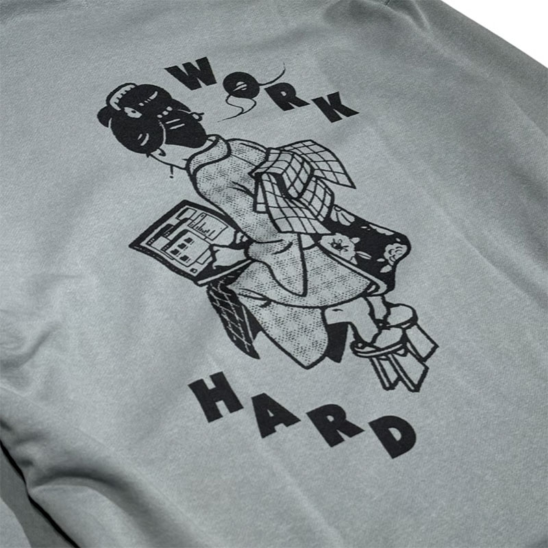 坩堝-RUTSUBO-(ルツボ)/ WORKHARD/必殺仕事人 CREW SWEAT (RUTSUBO×YU SUDA ) -3.COLOR-
