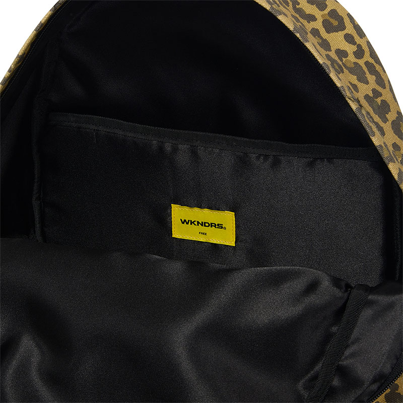WKNDRS(ウィーケンダーズ)/ GRAFFITI LOGO BACKPACK -3.COLOR-