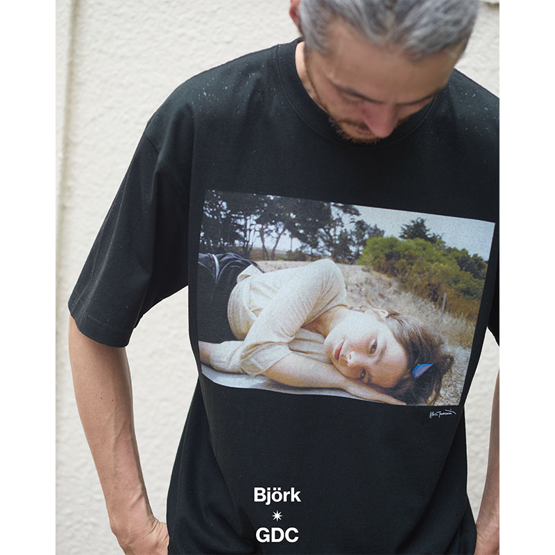 GDC(ジーディーシー)/ Bjork by Kevin Cummins×GDC Color Tee -2.COLOR-
