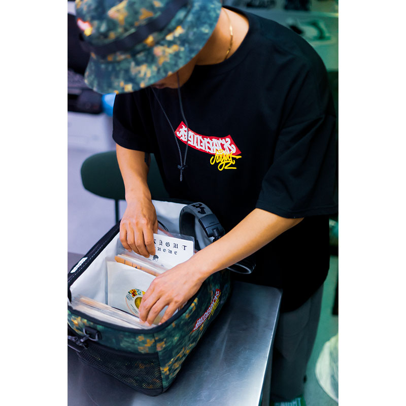 HAIGHT(ヘイト)/ RAIDBACK ARCH LOGO Tee ft.CASPER -2.COLOR-