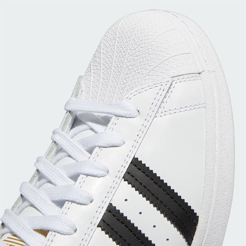 ADIDAS SKATEBOARDING(アディダススケートボーディング)/ SUPERSTAR ADV -WHITE-
