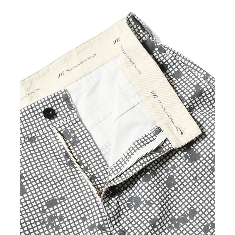 LFYT(エルエフワイティー)/ WIDE CHINO ACTIVE PANTS -NIGHT CAMO-