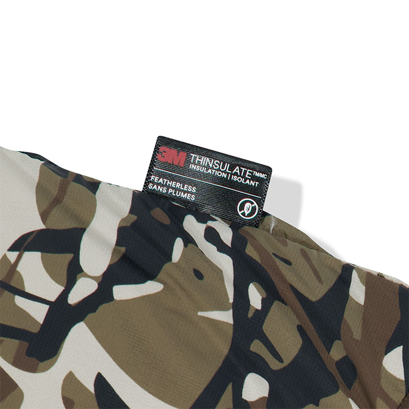 WKNDRS(ウィーケンダーズ)/ SPLASH CAMO HOODED PUFFER JACKET -CAMO-