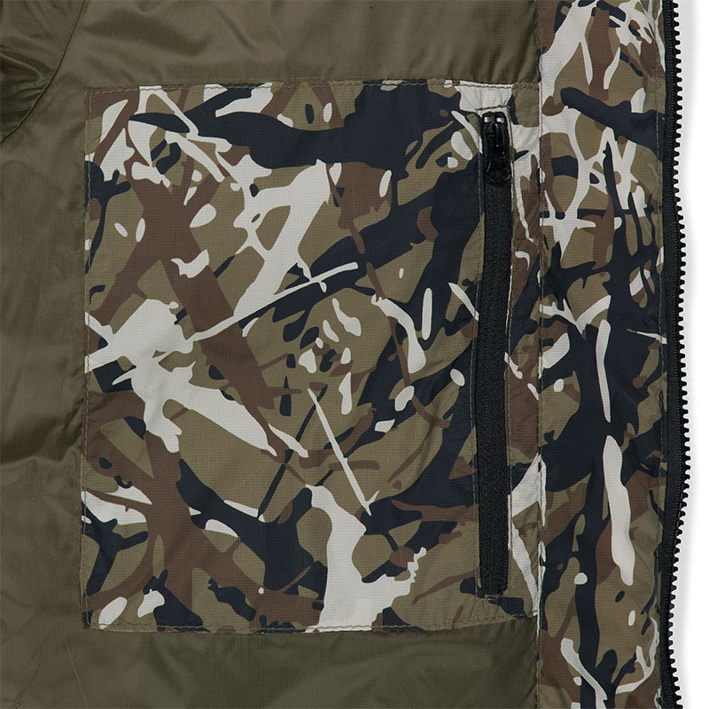 WKNDRS(ウィーケンダーズ)/ SPLASH CAMO HOODED PUFFER JACKET -CAMO-