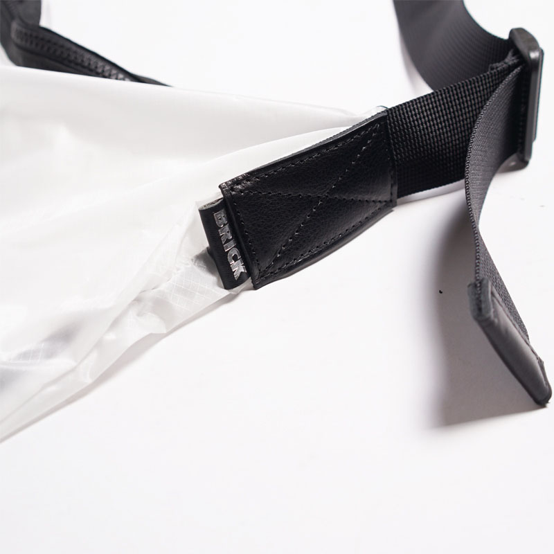 Brick(ブリック)/ RIPSTOP ZIP SHOULDER BAG -2.COLOR-